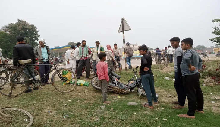 अज्ञात वाहन ने मोपेड सवार को मारी टक्कर गंभीर रूप से घायल