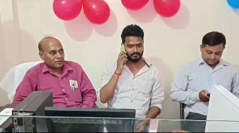 Varanasi News: वाराणसी चांदमारी नवलपुर में एजिलस डायग्नोस्टिक्स सेंटर का हुआ भव्य उद्घाटन