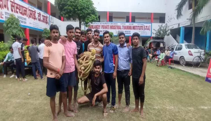मार्कंडेय&nbsp;ITI में फ्रेशर पार्टी का शानदार आयोजन