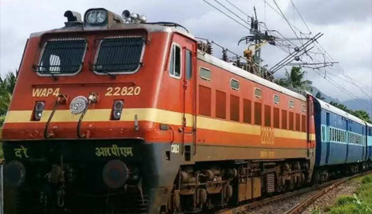 अब ट्रेनों में बैठने से पहले पढें ये खबर, बदल गए हैं ढेर सारे नियम, एक गलती पर पकड़ कर ले जायेंगे रेलवे अधिकारी