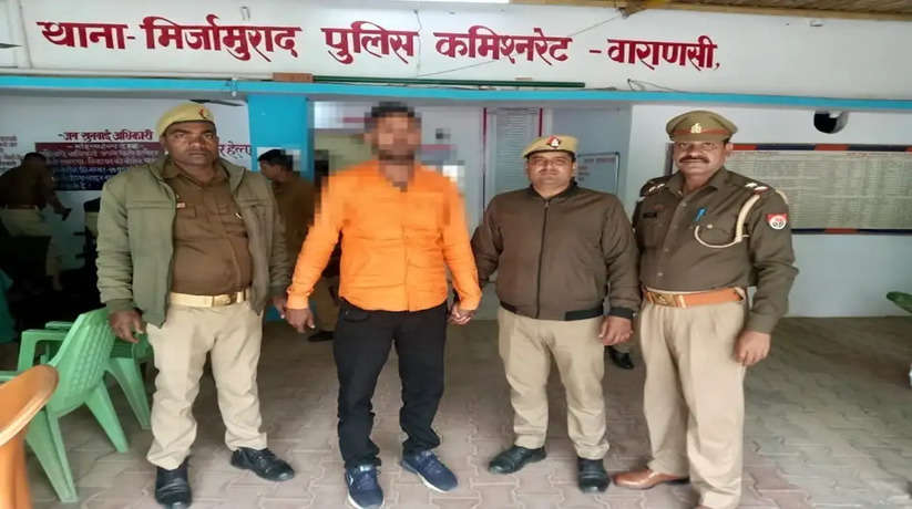 Varanasi News: थाना जंसा व थाना मिर्जामुराद की संयुक्त पुलिस टीम ने 25000/- रूपये का इनामिया गैंगेस्टर एक्ट में वांछित अभियुक्त जितेन्द्र भारती को किया गिरफ्तार