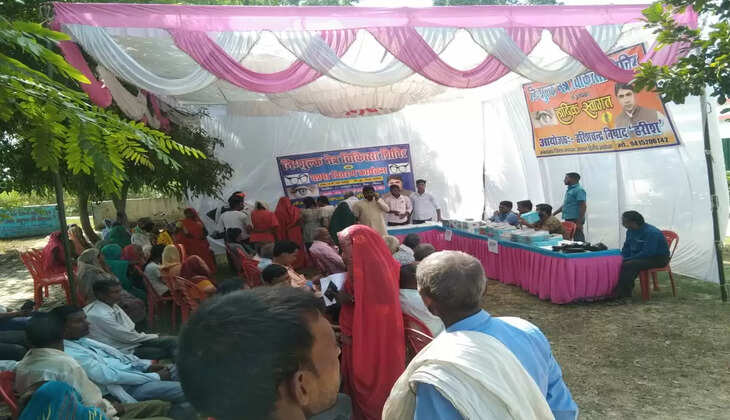 Ayodhya news: अयोध्या में विकासखंड तारुन के रामदासपुर में&nbsp;चिकित्सा शिविर का आयोजन