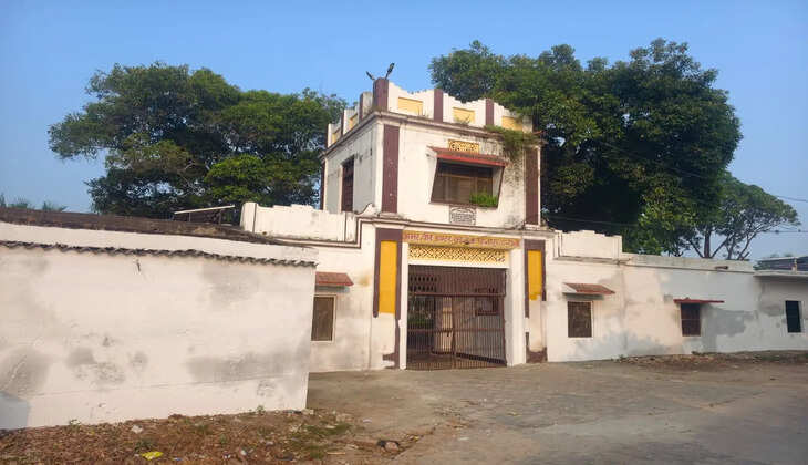 अर्धवार्षिक परीक्षा के बाद भी पाठ्यक्रम अधूरा होने का आरोप, जांच की मांग