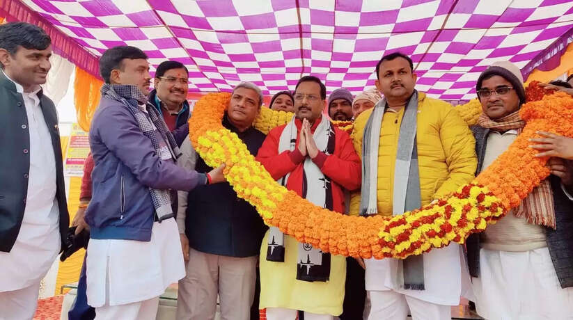 लक्ष्य प्राप्ति तक संघर्ष करना हर व्यक्ति का मुख्य उद्देश्य है: डॉ धर्मेंद्र सिंह