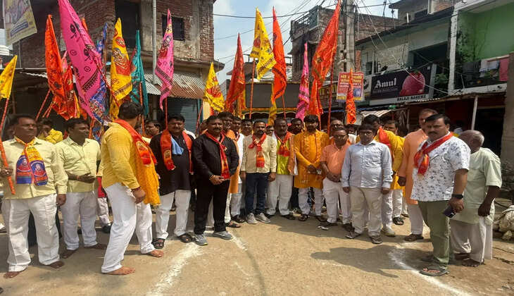 घघसरा में गूंजे श्याम बाबा के जयकारे, श्रद्धा के साथ निकली भव्य निशान यात्रा