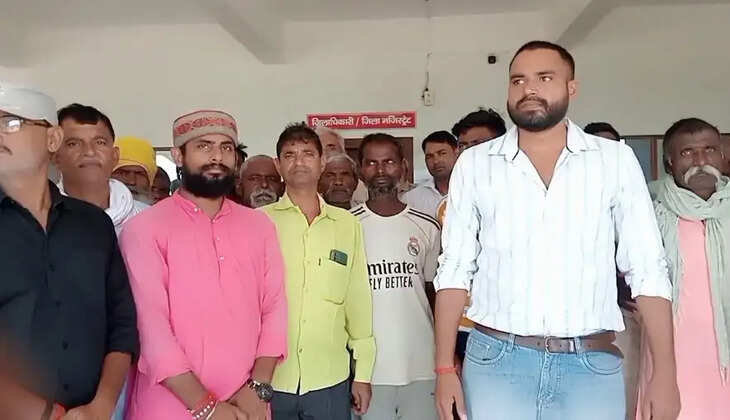 डीएम