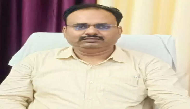 Chanduli News:&nbsp;खाद विक्रेता किसानों के खतौनी के आधार पर उर्वरक की उपलब्धता सुनिश्चित कराए जिला कृषि अधिकारी&nbsp;