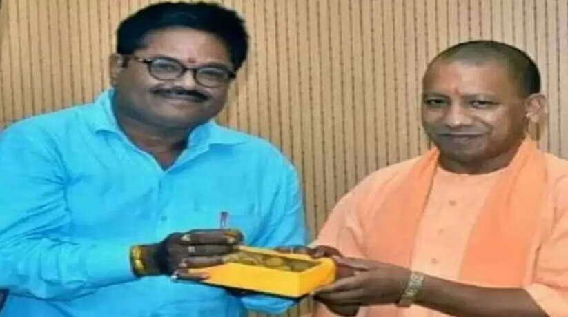 अयोध्या में पत्रकार पुरम कॉलोनी बनाए जाने की मांग को लेकर मुख्यमंत्री ने संज्ञान में लेते हुए अधिकारियों को पत्र किया प्रेषित