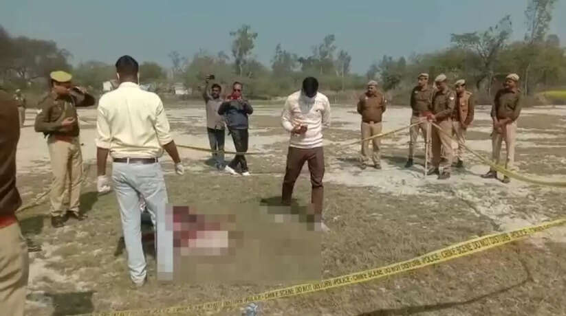 Rae Bareli News: एडिशनल एसपी ने कहा- गुमावां चौकी अंर्तगत एक अज्ञात नव युवक की हत्या, जल्द होगा खुलासा