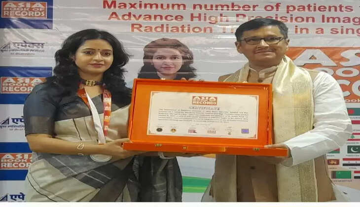 एशिया रेकॉर्डस &zwnj;द्वारा सर्वाधिक कैंसर मरीजों के रेडिएशन हेतु मिला प्रमाणपत्र