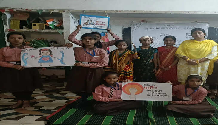 वाराणसी में मिशन शक्ति के तहत नारी का सम्मान लघु नाटक का मंचन