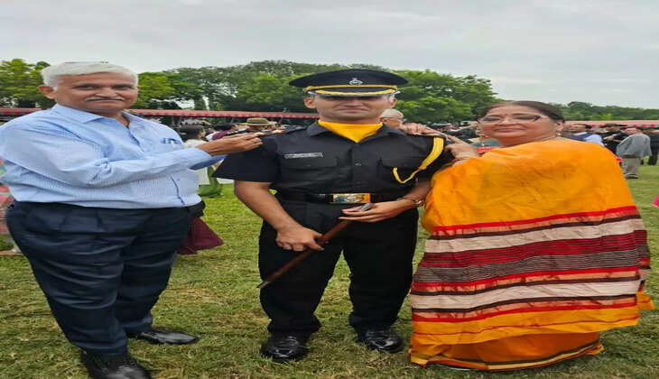 Varanasi News: शिवम पांडेय भारतीय थल सेना में लेफ्टिनेंट बने, अधिकारी प्रशिक्षण अकादमी चेन्नई में एक वर्ष का प्रशिक्षण पूर्ण&nbsp;