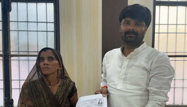 पति की हत्या के बाद छह बेटियों की जिम्मेदारी, चेयरमैन ने अंजनी देवी को दिया रोजगार का सहारा