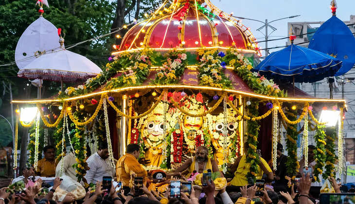 &nbsp;काशी में डोली यात्रा से शुरू हुआ रथयात्रा महोत्सव, 'जय जगन्नाथ' के जयघोष से गूंजा शहर
