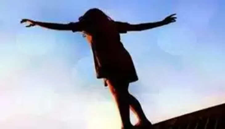 विवाहिता ने चौथी मंजिल से लगाई छलांग, ससुराल की प्रताड़ना से थी तंग&nbsp;