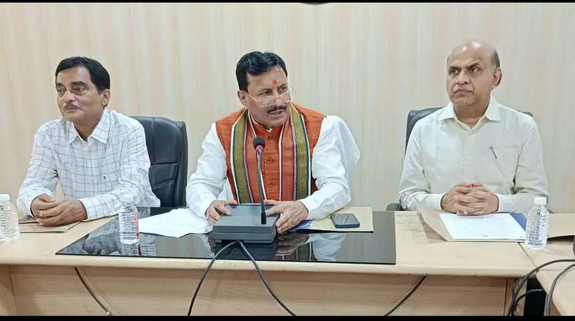 Varanasi News: वाराणसी सम्पूर्णानन्द संस्कृत विश्वविद्यालय का 42वीं दीक्षान्त समारोह, राज्यपाल आनन्दीबेन पटेल करेंगी अध्यक्षता