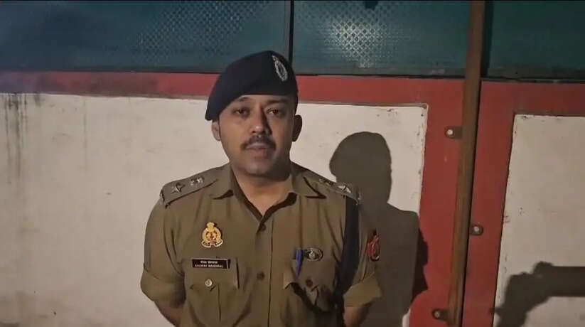 Varanasi News: अस्सी घाट पर रात 10 बजे के बाद रोक की खबर निकली अफवाह
