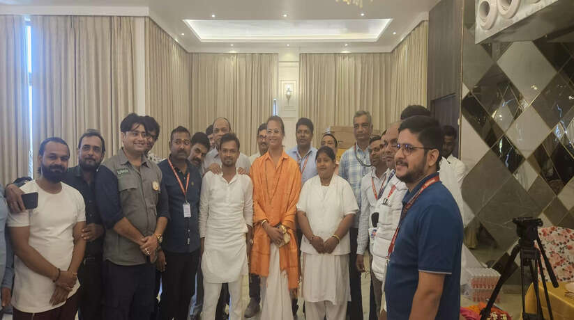 हम भारत हैं संस्था ने रक्तदान शिविर में दिया मानवता का संदेश
