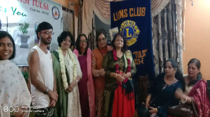 Varanasi News: श्वेता शिल्प कला केंद्र एव सृजन शाखा के तत्वाधान में 2 दिन का लक्मे मेकप वर्कशॉप