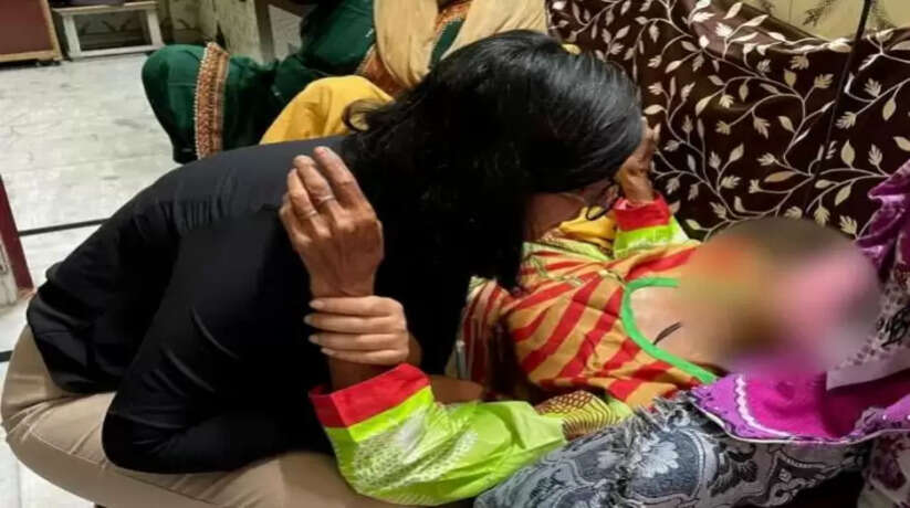 Delhi Shakurpur Rape Case: दिल्ली में 85 साल की बुजुर्ग से रेप, आरोपी ने घर में घुसकर किया रेप, ब्लेड से काटा होंठ, प्राइवेट पार्ट्स पर मिले गहरे घाव के निशान