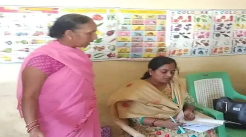 Raebareli News: पूरे तिलक राम आंगनबाड़ी केंद्र का सीडीपीओ ने वितरण रजिस्टर किया जब्त