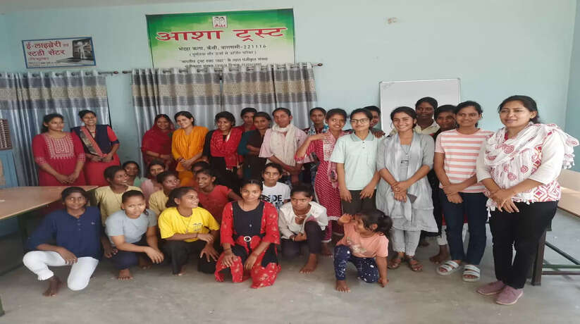 Varanasi News: आशा ई लाइब्रेरी एवं अध्ययन केंद्र पर किया गया आयोजन किशोरावस्था में खानपान का विशेष ध्यान रखना जरूरी डॉ. इंदु पाण्डेय