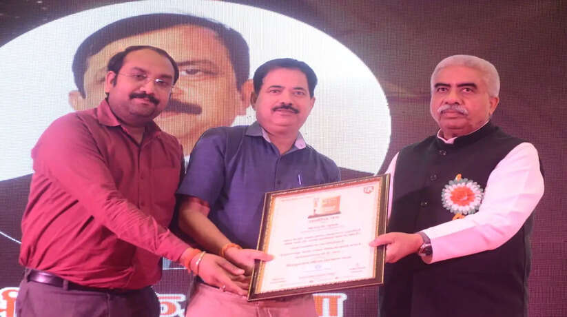 हिंदुस्तान गौरव सम्मान 2026 से आईजीएल के बिजनेस हेड श्री एस. के. शुक्ला सम्मानित