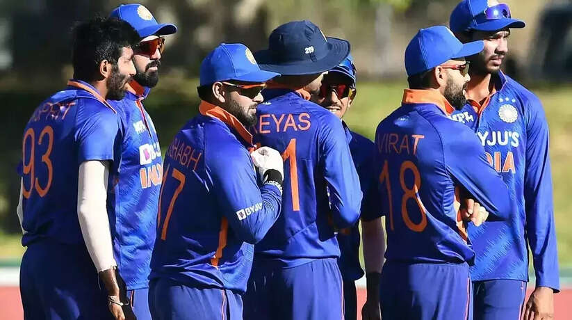 Team India: टीम इंडिया के इस ​तूफानी बल्लेबाज का फूटा गुस्सा, कहा- रात भर कमरे में अकेले रोता रहा…’ लेकिन नहीं सुनी मेरी गुहार! जाने पूरा मामला