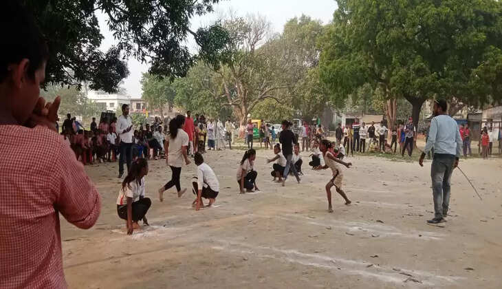 गोरखपुर&nbsp;में&nbsp;ब्लॉक स्तरीय बेसिक बाल क्रीड़ा प्रतियोगिता का हुआ शुभारंभ