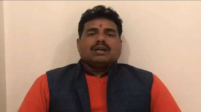 सकलडीहा विधानसभा में विकास की गंगा बहा रहे हैं सांसद डॉ महेंद्रनाथ पाण्डेय : सूर्यमुनी तिवारी
