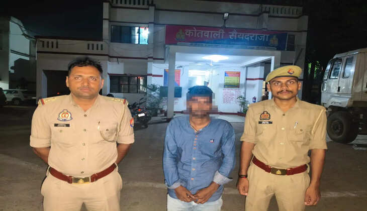 फर्जी इंस्टाग्राम आईडी बनाकर साइबर ठगी करने वाला आरोपी गिरफ्तार, मोबाइल और 3 फर्जी आधार कार्ड बरामद