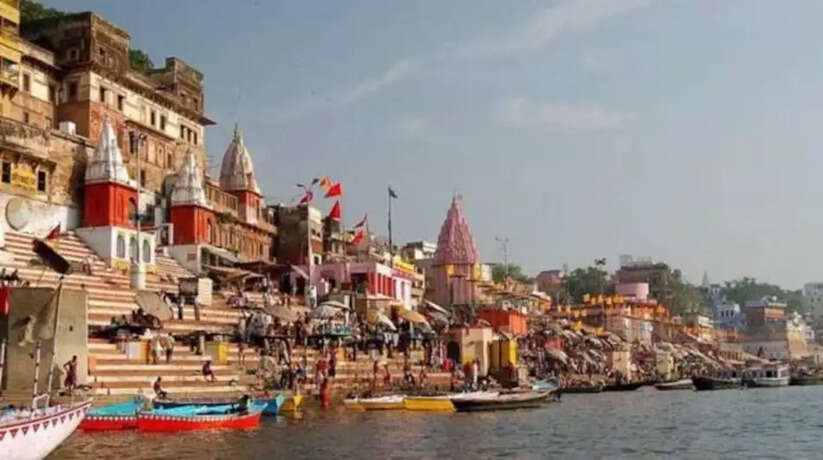 Dev Deepawali: गंगा में नहीं चलेंगी छोटी व चंपू वाली नावें