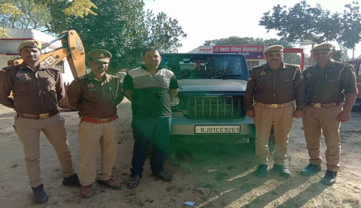 थाना रौनाही जनपद अयोध्या पुलिस ने चोरी की महिन्द्रा थार जीप के साथ किया गिरफ्तार