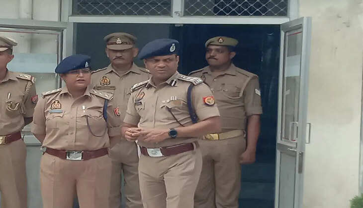 थाना समाधान दिवस में &nbsp;पहुंचे डीआईजी किए थाने का निरीक्षण  डीआईजी ने किया औचक निरीक्षण दिए आवश्यक निर्देश-डॉ यस चनप्पा