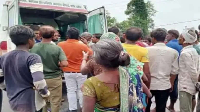 Ayodhya News: आकाशीय बिजली गिरने से गई दो किशोर की जान, बारिश से बचने को पेड़ के नीचे खड़े थे किशोर