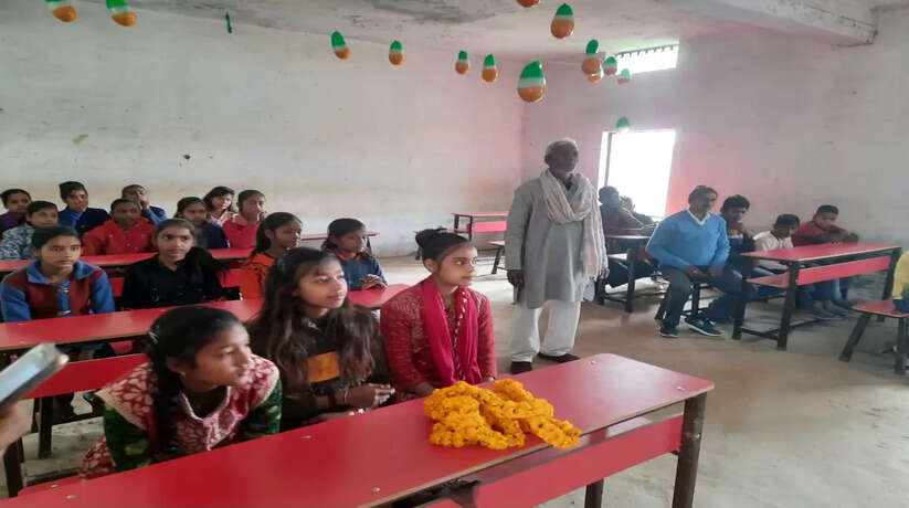 विद्यालय में अच्छे संसाधन होने से बच्चों और शिक्षकों में आत्मविश्वास बढ़ेगा.  वल्लभाचार्य पाण्डेय 