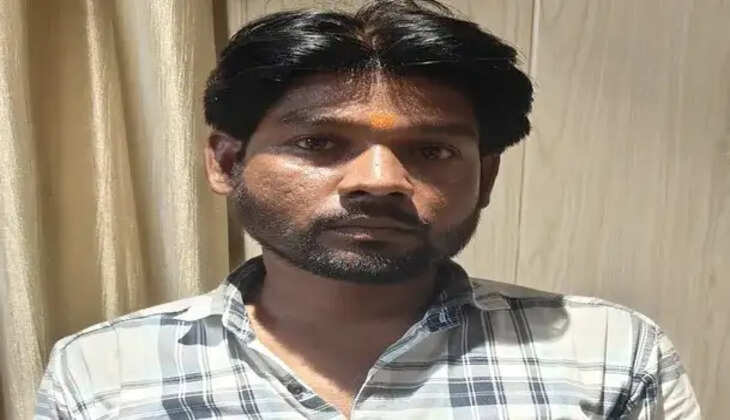 एंटी करप्शन टीम का एक्शन, एक लाख रुपये लेते लेखपाल का मुंशी रंगेहाथ गिरफ्तार