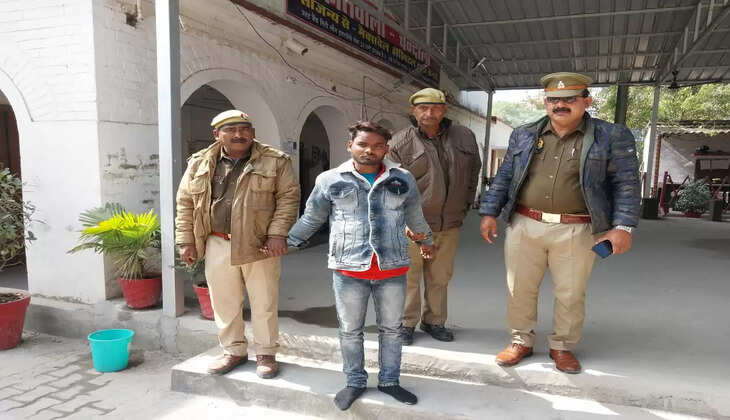 Chandauli News: दुष्कर्म के मामले में फरार करन कुमार को पुलिस ने दबोचा, जानिए क्या था मामला...