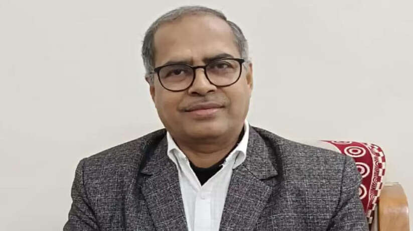 सैयदराजा में नगर पंचायत अध्यक्ष के शांतिपूर्ण एवं निष्पक्ष चुनाव हेतु प्रेक्षक राजेश कुमार गुप्ता का आगमन