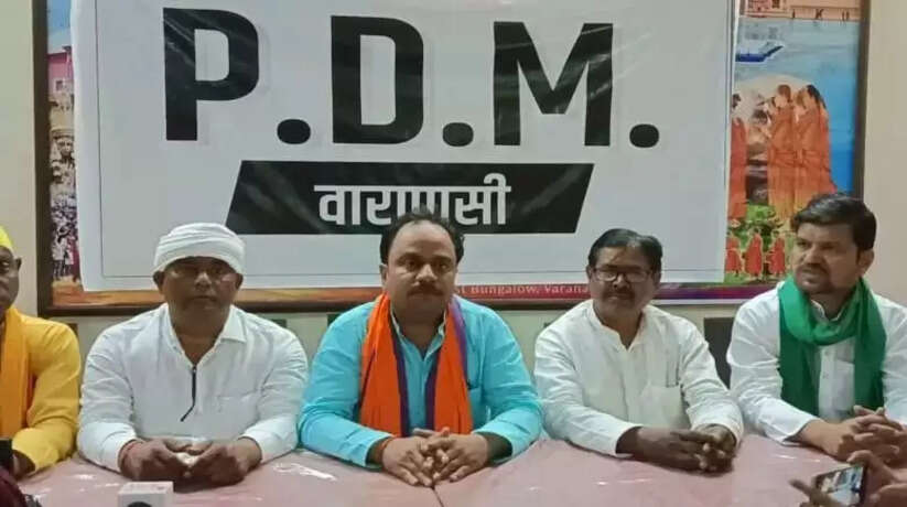 Varanasi News: पीडीएम प्रत्याशी गगन प्रकाश यादव के प्रथम काशी आगमन पर हुआ भव्य स्वागत, अपना दल कमेरावादी ने दिखायी ताकत