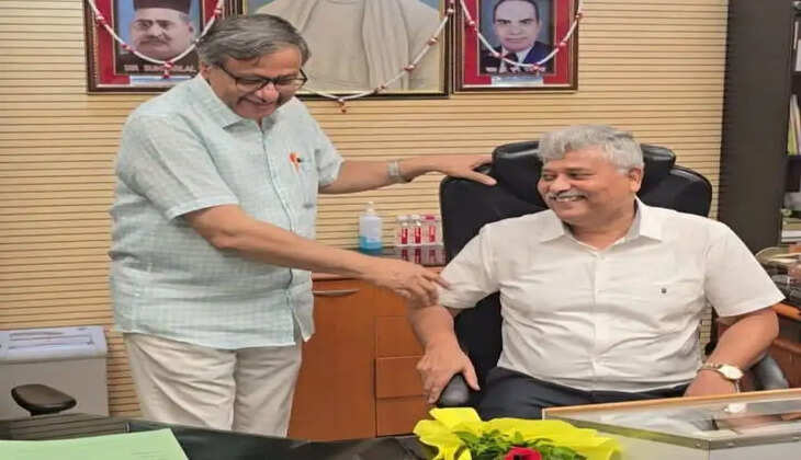 बीएचयू अस्पताल में बड़ा प्रशासनिक बदलाव, प्रो. पुनीत बने नए चिकित्सा अधीक्षक