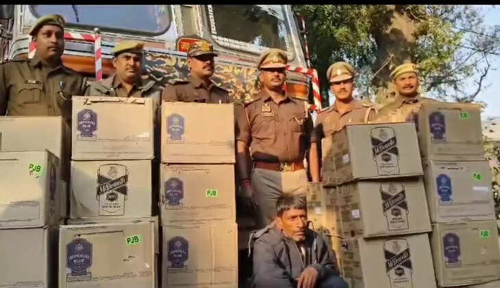 Chandauli News: चंदौली में भारी मात्रा में पकड़ाई शराब, पंजाब से ले जाई जा रही थी बिहार
