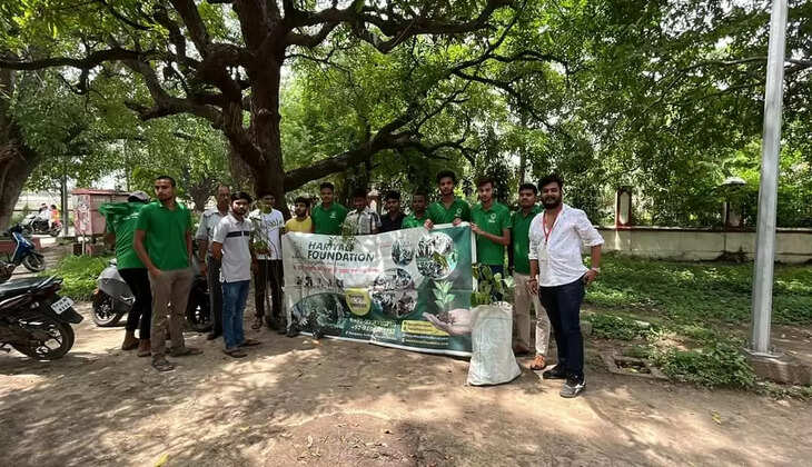 Disclamer   लाइव भारत न्यूज़ एक वैबसाइट पोर्टल है । लाइव भारत न्यूज वैबसाइट पोर्टल लोकल खबरों के साथ-साथ राजनीति, अपराध, मनोरंजन, व्यापार और खेल के तमाम खबरों को दिखाता है।   हम प्रत्येक खबरों को सच्चाई के साथ आपके सामने प्रस्तुत करते हैं। हमारा उद्देश्य यह है कि हम आपके क्षेत्र से जुड़े हर मुद्दों को अपने चैनल के माध्यम से दिखाएं और उसपर तत्परता से कार्यवाही करवाएं।   Live Bharat News is a Hindi news website porta. Live Bharat News website porta shows all the news of politics, crime, entertainment, business and sports along with local news.   We present each and every news to you with the truth. Our aim is to show every issue related to your area through our website porta and get prompt action taken on it.       Our News Website - https://www.livebharatnews.in  Our Facebook Page - https://www.facebook.com/livebhartnews  Our Twitter Page - https://twitter.com/livebharatnews     Our Instagram Page - https://instagram.com/livebharatnews    Our Koo Page - https://www.kooapp.com/profile/livebharatnews  Our Pinterest Page - https://in.pinterest.com/livebharatnews/  Our LinkedIn Page - https://www.linkedin.com/company/livebharatnews/  