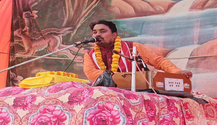 ज्ञान व वैराग्य मनुष्य के दो नेत्र हैं - पंडित आनंद भरद्वाज