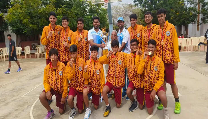 Varanasi News:&nbsp;बरेका बास्केटबॉल एकेडमी के उभरते खिलाड़ी मीत यदुवंशी ने तमिलनाडु में जीता स्वर्ण