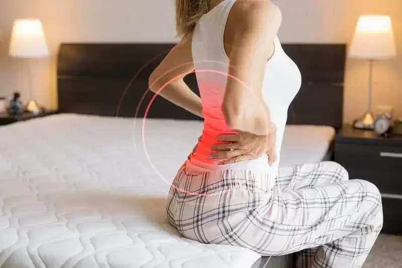 Yoga for Back Pain: कमर दर्द से हैं परेशान? तो करें ये 3 योगासन, जल्द मिलेगा आराम