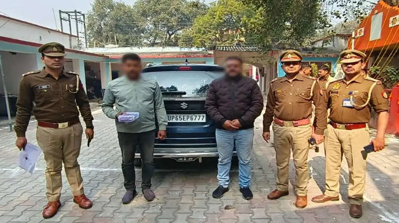 फायरिंग कर दहशत फैलाने के मामले का महज 12 घंटे में पुलिस ने किया सफल अनावरण, दो अभियुक्त पिस्टल के साथ गिरफ्तार