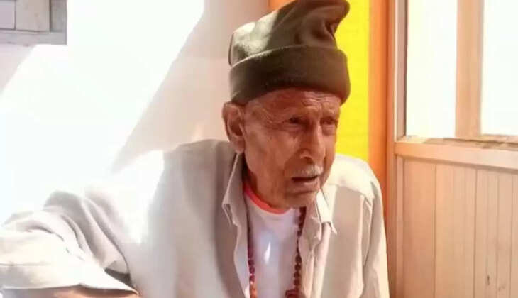 Daughter-in-law did not care: बहु-बेटे नहीं करते थे देखभाल, परेशान बुजुर्ग ने राज्यपाल को सौंप दी अपनी डेढ़ करोड़ की संपत्ति