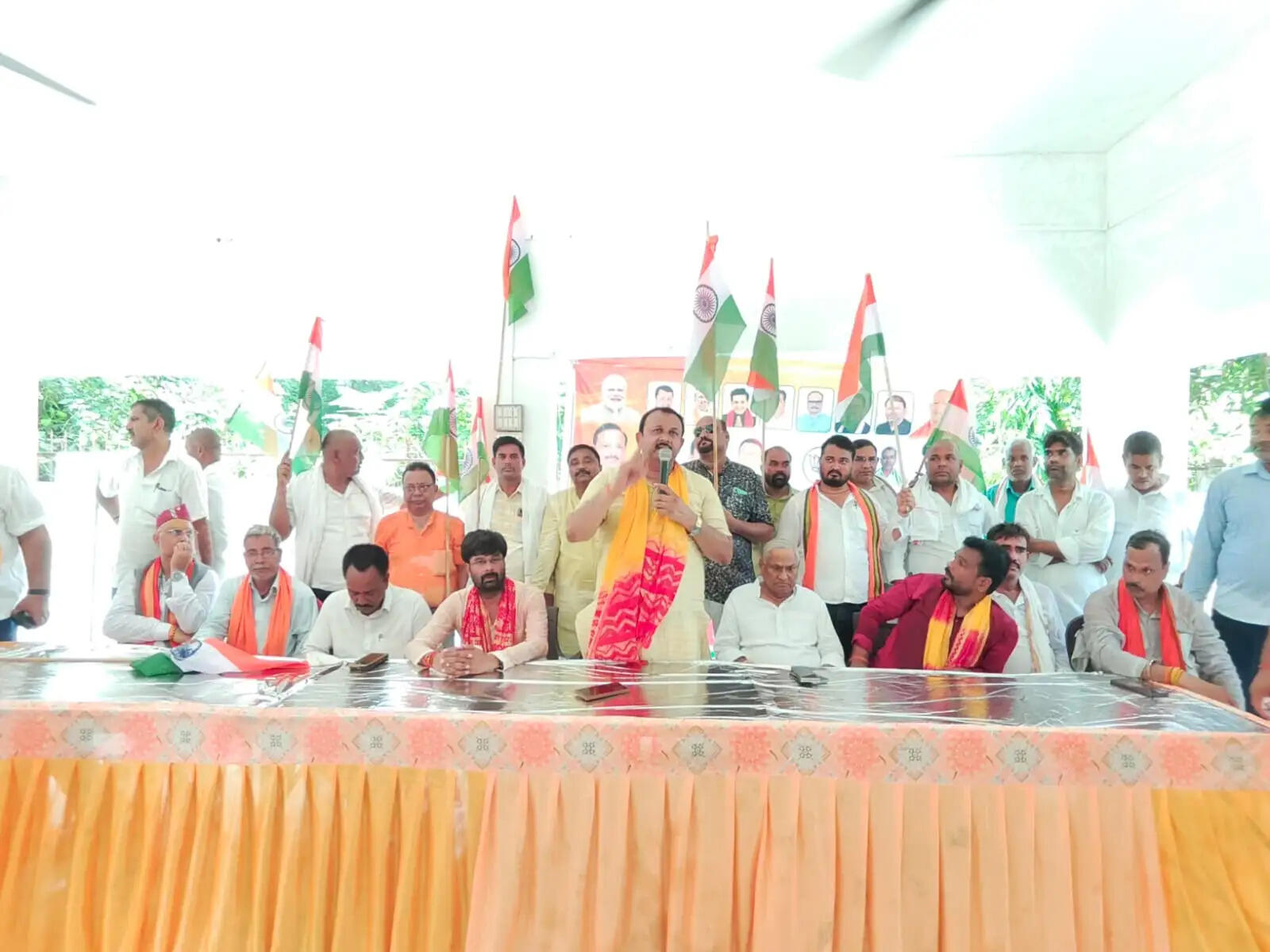 तिरंगा यात्रा में उमड़ा जनसैलाब, डोहरिया कला तक गूंजा भारत माता का जयघोष