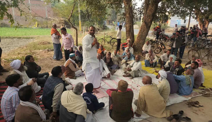चंदौली में किसान मुद्दे पर मनोज सिंह डब्लू ने भाजपा सरकार व विधायक को घेरा